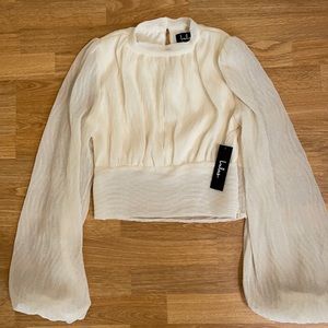 Lulu’s long sleeve cream blouse